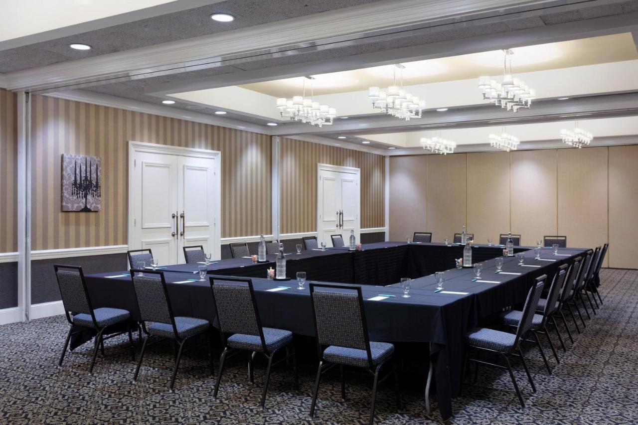 Sheraton Charlotte Hotel Buitenkant foto