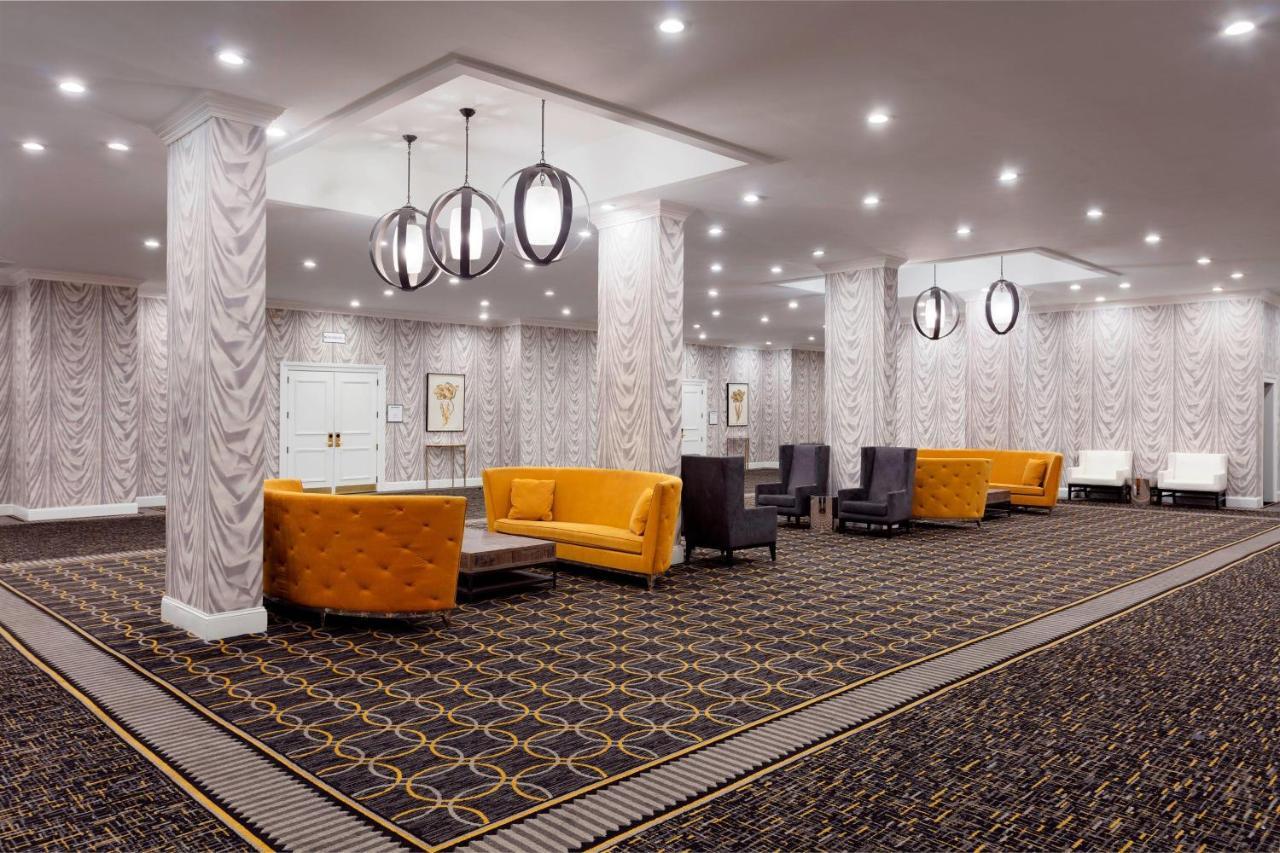 Sheraton Charlotte Hotel Buitenkant foto